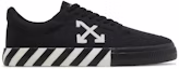 Buy Off-White Vulcanized Low Schwarz Weiß Canvas Sneaker OMIA085C99FAB0061001