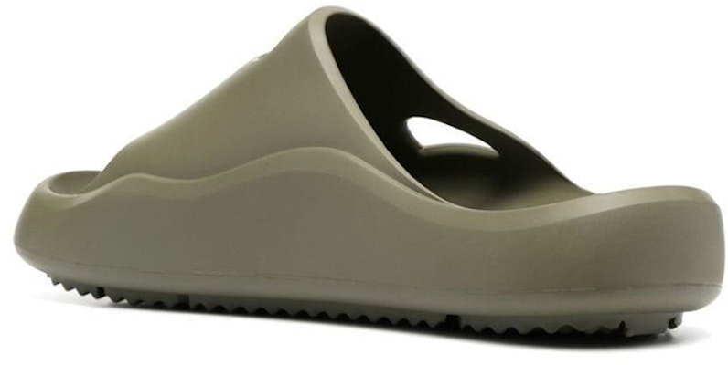 Zueco Off-White 'Green Cut-Out' OMIC014S23MAT0015656 Shop Zueco Off-White 'Green Cut-Out' OMIC014S23MAT0015656