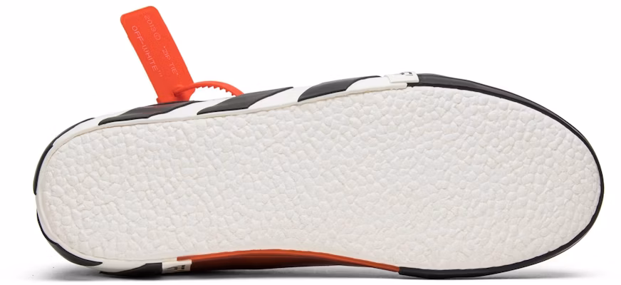 Off-White Vulc Low Top 'Hitam' OMIA085E183510011000 Shop Off-White Vulc Low Top 'Hitam' OMIA085E183510011000