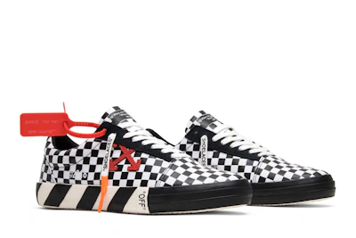 Off-White Vulc Low Top 'Checkered Black White'