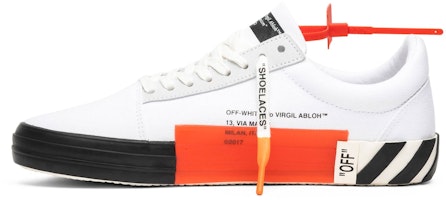 오프화이트 로우탑 '화이트' (Off-White 로우탑 '화이트') OMIA085R198000160100 Lookbook 오프화이트 로우탑 '화이트' (Off-White 로우탑 '화이트') OMIA085R198000160100