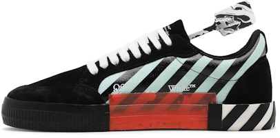 Lookbook OFF-WHITE Vulc Low 簡約時尚低筒滑板鞋 黑綠色