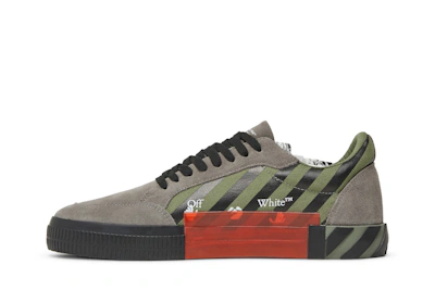 Off-White Vulc Sneaker Low 'Khaki Red'
