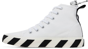 Sneaker Mid Off-White Vulc 'Putih Hitam' OMIA119F21FAB0010110 Lookbook Sneaker Mid Off-White Vulc 'Putih Hitam' OMIA119F21FAB0010110