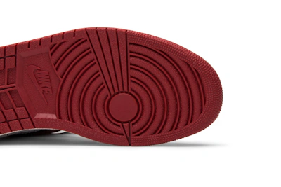 Off-White x Air Jordan 1 Retro High OG 'Chicago'