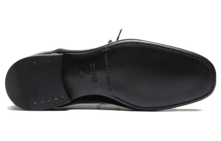 Shop "Oxford Cap-Toe 'Negro Patentado' de Officine Creative" OCUHARY004VERN11000