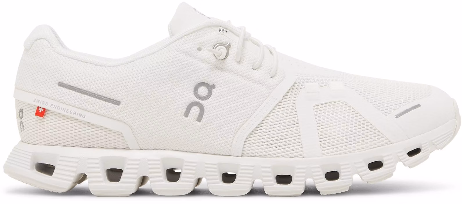 on-cloud-5-all-white-women