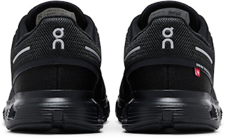 オン クラウド 6 'トリプルブラック' 3MF10071043 Details for オン クラウド 6 'トリプルブラック' 3MF10071043