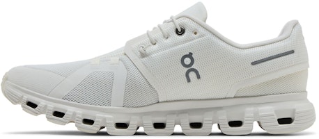 オン クラウド 6 'トリプル ホワイト' 3MF10071200 Lookbook オン クラウド 6 'トリプル ホワイト' 3MF10071200