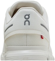 オン クラウド 6 'トリプル ホワイト' 3MF10071200 Sizing オン クラウド 6 'トリプル ホワイト' 3MF10071200