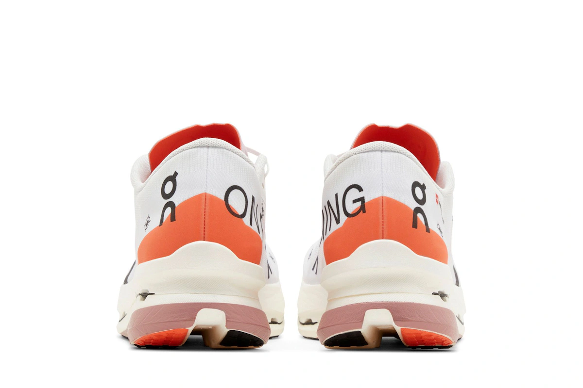 On Cloudboom Echo 3 'White Flame'