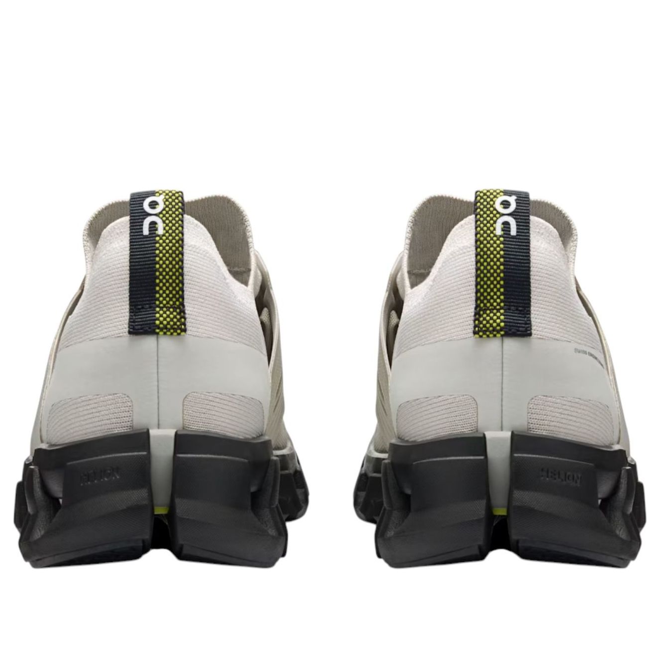 Lookbook On Cloudswift 4 ''Wolf Black'' Sepatu Lari Pria Hitam. 3MF10133275