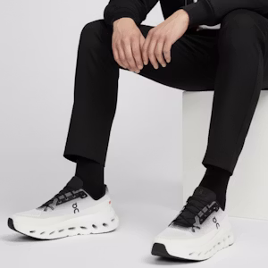 On Cloudtilt 'Marfil Negro' 3ME10101430 Order On Cloudtilt 'Marfil Negro' 3ME10101430