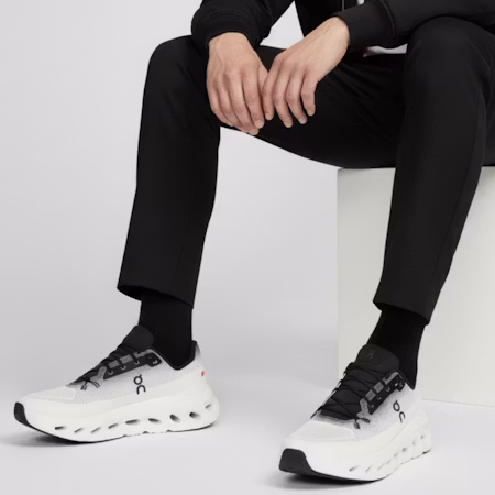 On Cloudtilt 'Ivory Hitam' 3ME10101430 Order On Cloudtilt 'Ivory Hitam' 3ME10101430