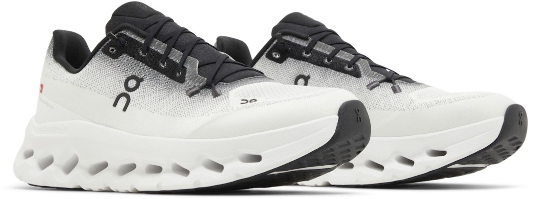 On Cloudtilt 'Ivory Hitam' 3ME10101430 2