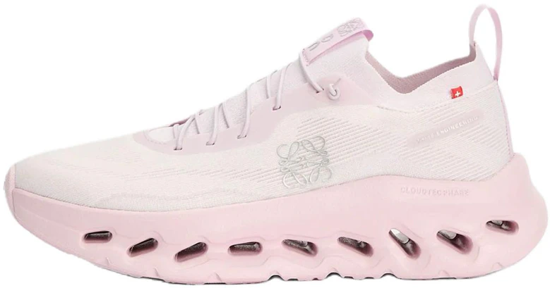 on-cloudtilt-x-loewe-low-top-lifestyle-sneakers-light-pink-3-md-30334193
