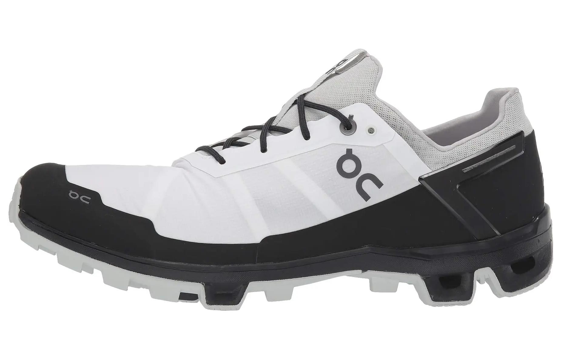 On Running Cloudventure 'Peak White Black'