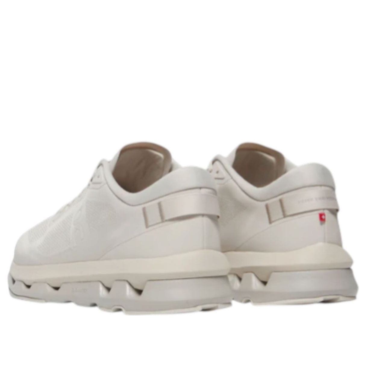 Purchase On Cloudzone ''Pearl Truffle'' Kasut Sukan Lelaki 3MF10084315