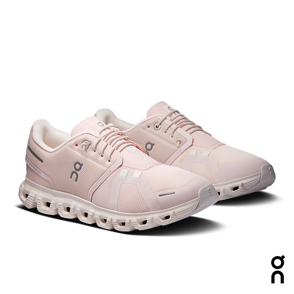 Lookbook On Cloud 6 Pale Pink Sepatu Kasual Wanita ON3WF10064657