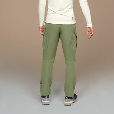 オンランニング 軽量防水ストレートレッグカジュアルパンツ グリーン 17601103 Shop オンランニング 軽量防水ストレートレッグカジュアルパンツ グリーン 17601103