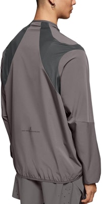 On Running 复古拼色拉链运动夹克 浅棕色 1UE10071953 Purchase On Running 复古拼色拉链运动夹克 浅棕色 1UE10071953