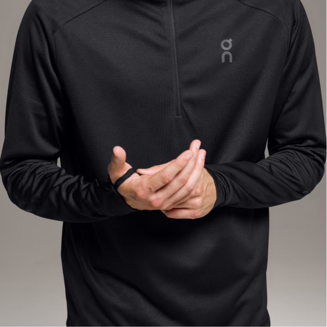 Details for Baju Gym Thermal Penghilang Kelembapan On Running Climate Hitam 1ME10600553