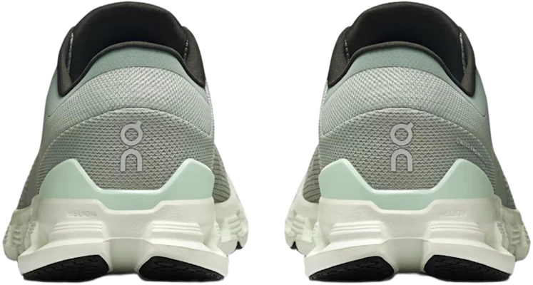 On Running Cloud X 4 Tin Iceberg Scarpe 3ME30044422 Lookbook On Running Cloud X 4 Tin Iceberg Scarpe 3ME30044422