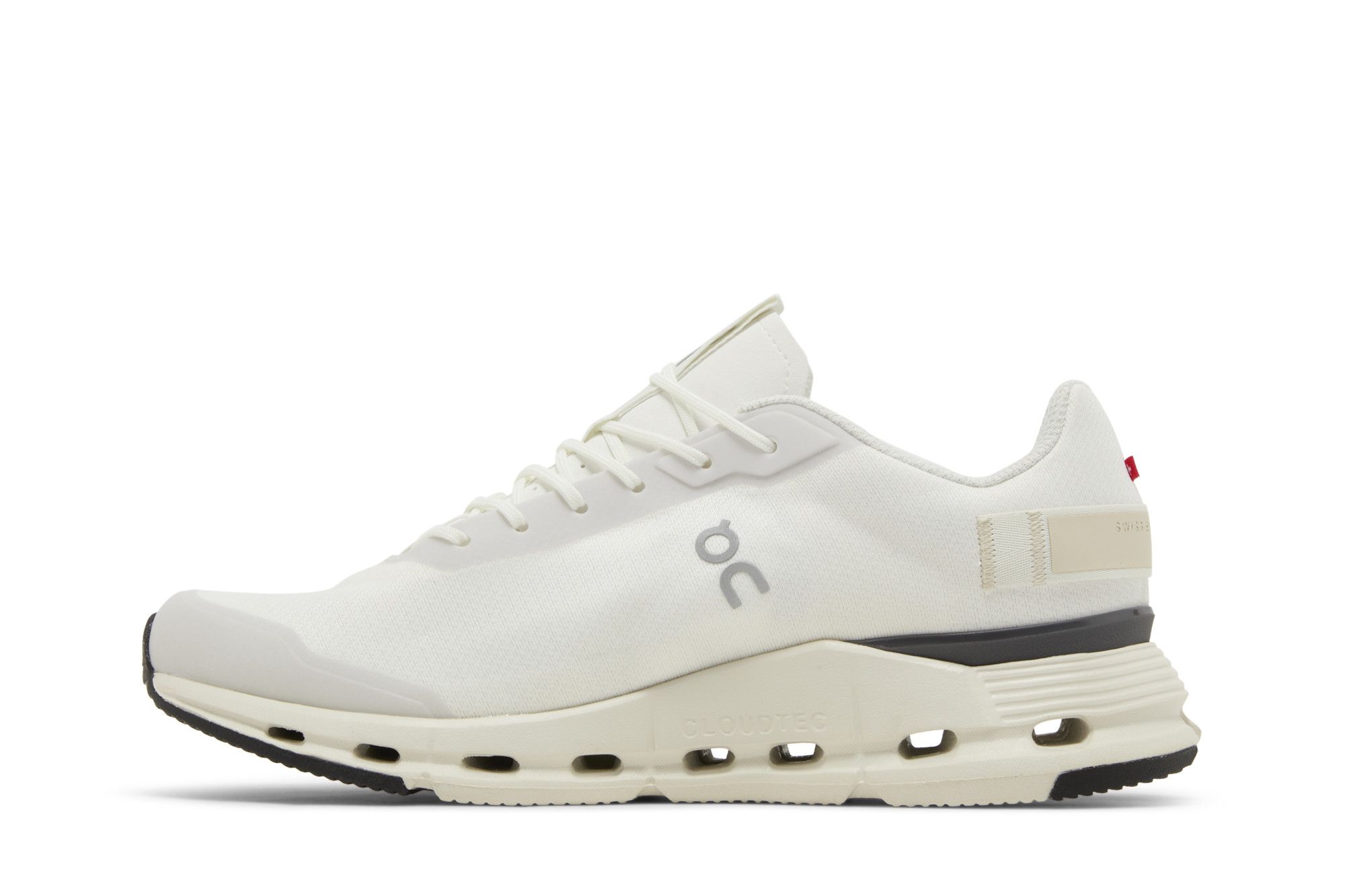 Lookbook On Running Cloudnova Form Weiß Eclipse Sneakers 26-98483