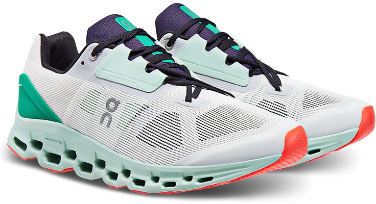 On Running Cloudstratus Putih Alami Creek 39-98246 Lookbook On Running Cloudstratus Putih Alami Creek 39-98246