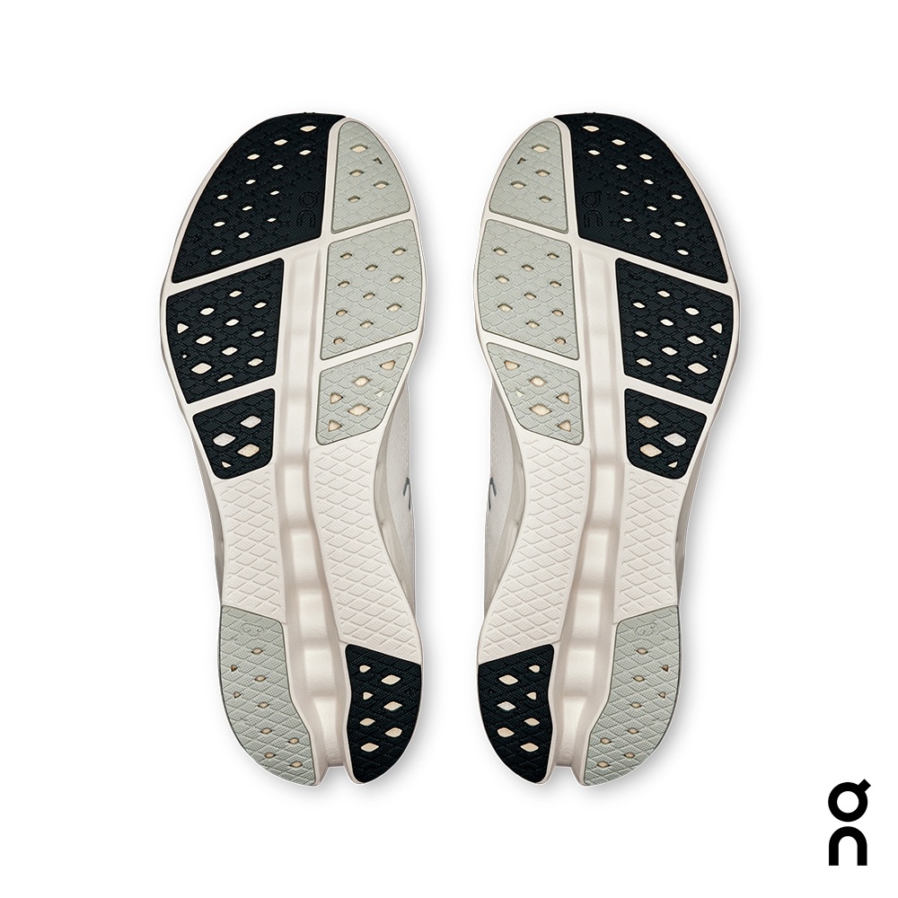 Sizing On Running Cloudsurfer 2 宽版象牙白跑鞋 ON3MF31023334