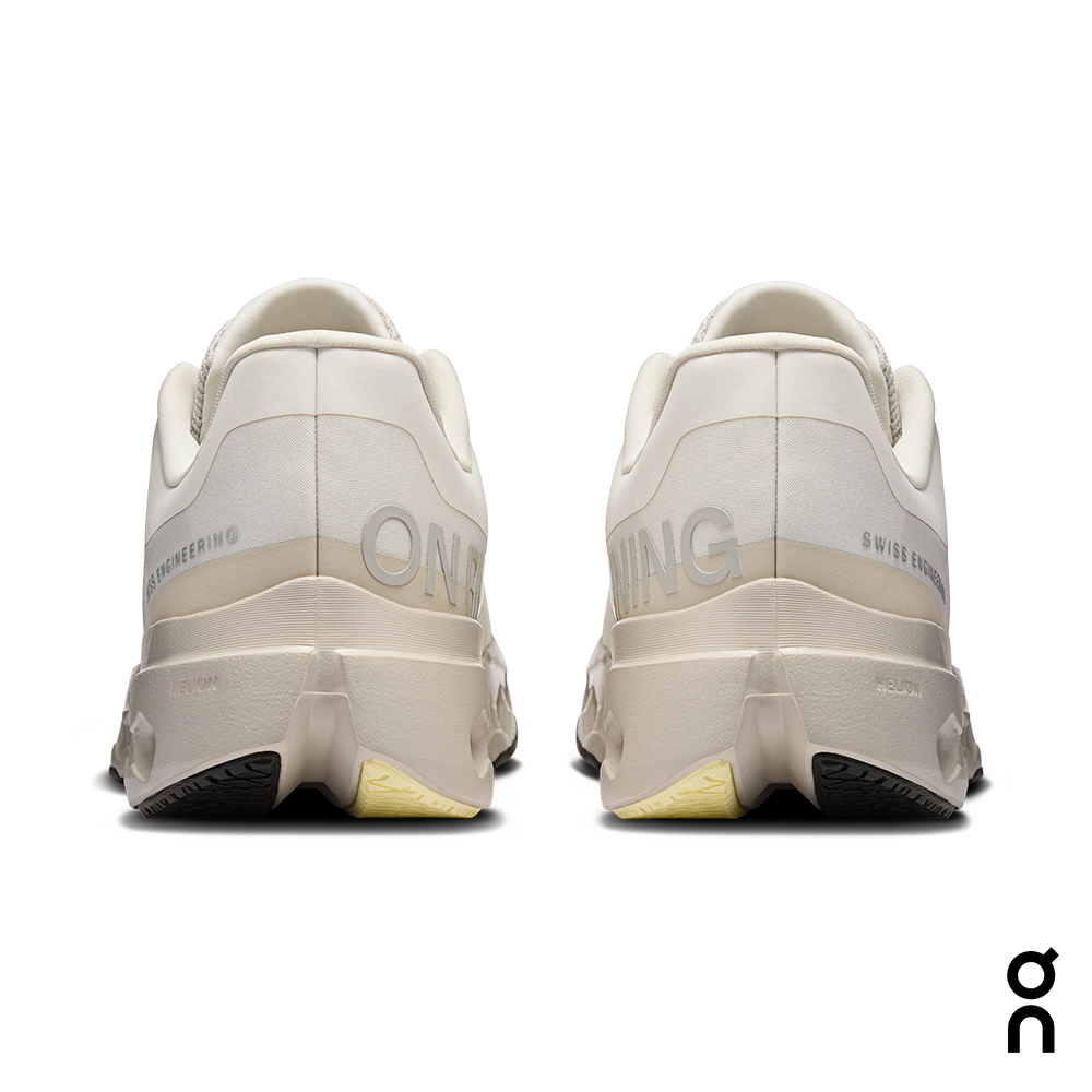 Lookbook On Running Cloudsurfer Next 象牙白/银灰 跑步鞋 ON3ME30022906