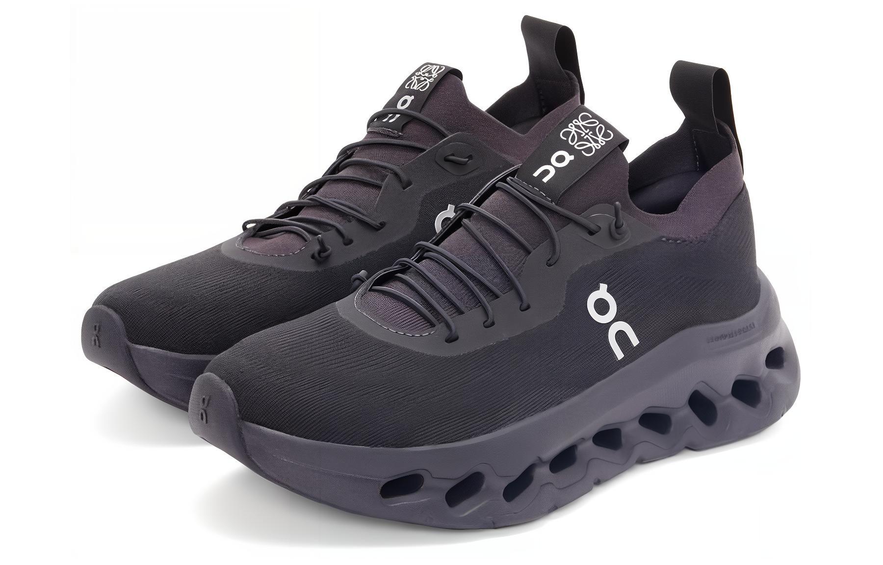 Shop On Running Cloudtilt LOEWE "Schwarz" Sneaker M929282X153088