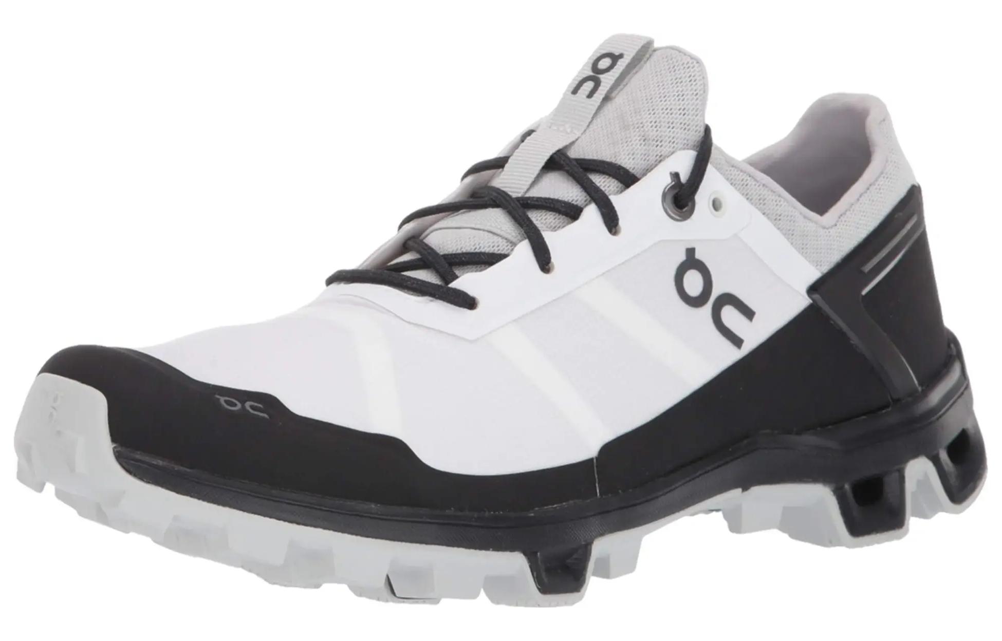 Lookbook On Running Cloudventure 'Peak White Black' 34.99849