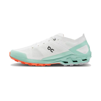 On Running Cloudventure 'White Green'