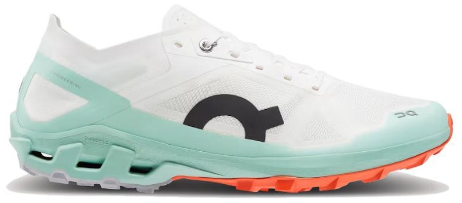 On Running Cloudventure 'White Green' Order On Running Cloudventure 'White Green'
