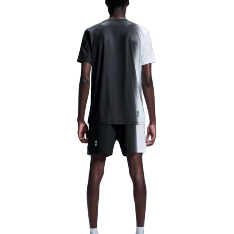 Shop On Running Court Gradient 網球圓領T恤 黑白配色 - 舒適版型 1ME10860299