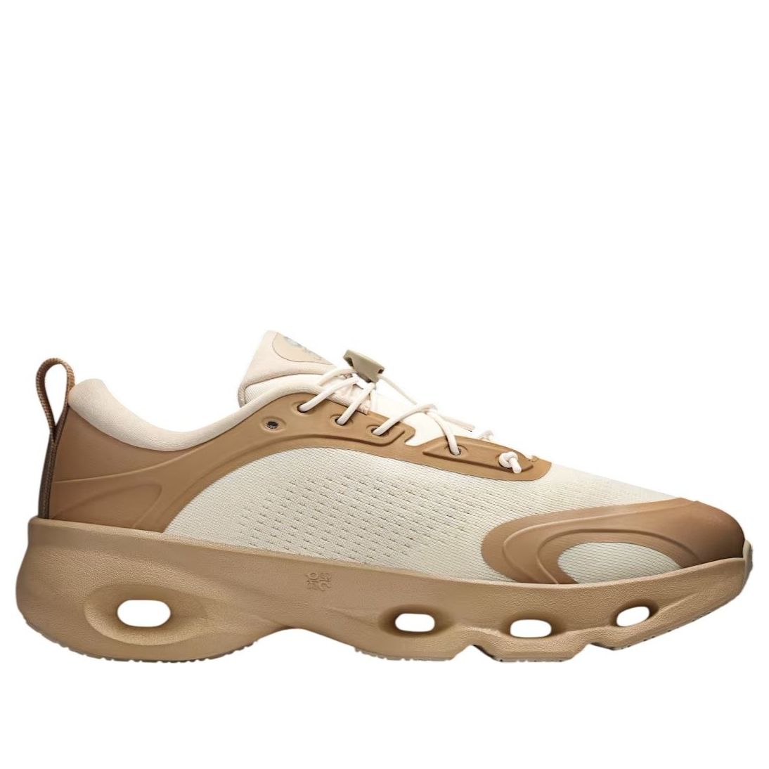Order On Running x LOEWE Cloudsolo ''Dark Sand Cream'' Kasut Sukan Lelaki. 3MF30664615