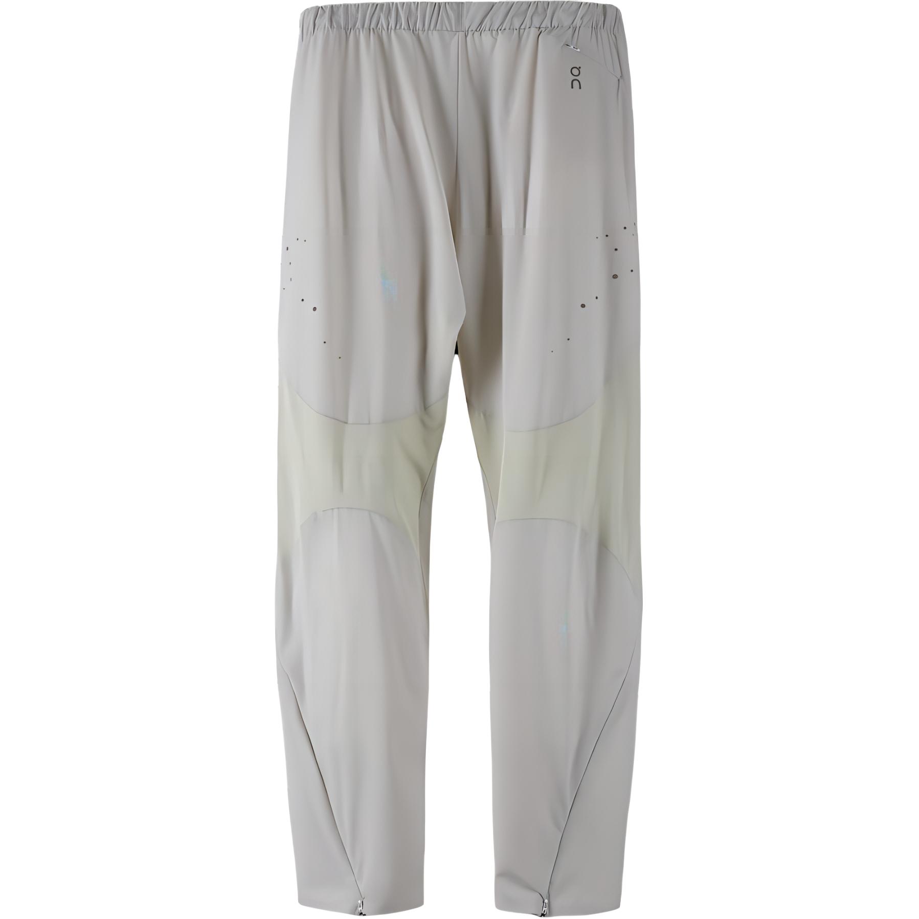 Lookbook On Running x POST ARCHIVE FACTION (PAF) 白色复古运动长裤. 1UE10091954