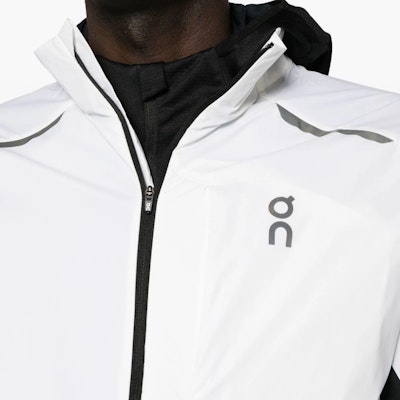 On Weather Running Retro Jaket Kolar Tinggi Putih/Hitam. 1ME10310462 Details for On Weather Running Retro Jaket Kolar Tinggi Putih/Hitam. 1ME10310462