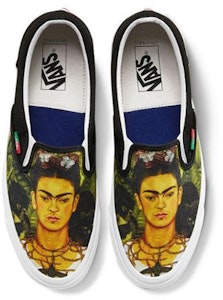 ヴァンズ フリーダ コラボ スリッポン LX 「自画像」 VN0A3AV7TSK Lookbook ヴァンズ フリーダ コラボ スリッポン LX 「自画像」 VN0A3AV7TSK