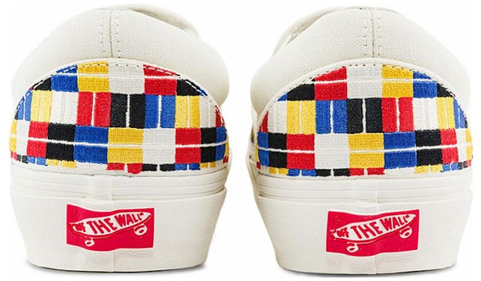 CASESTUDY x Vans Classic Slip-On Vlt LX 耐磨透氣 低幫 帆布鞋 男女同款 白彩 Shop CASESTUDY x Vans Classic Slip-On Vlt LX 耐磨透氣 低幫 帆布鞋 男女同款 白彩