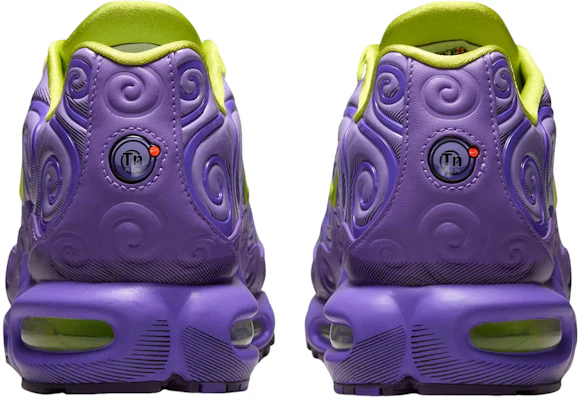 One Piece x Nike Air Max Plus 'Gomu Gomu' IR0968-500 Lookbook One Piece x Nike Air Max Plus 'Gomu Gomu' IR0968-500