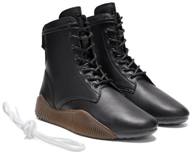 Bota Onitsuka Tiger Acromount 'Negro Gum' 1183B747-001 Lookbook Bota Onitsuka Tiger Acromount 'Negro Gum' 1183B747-001