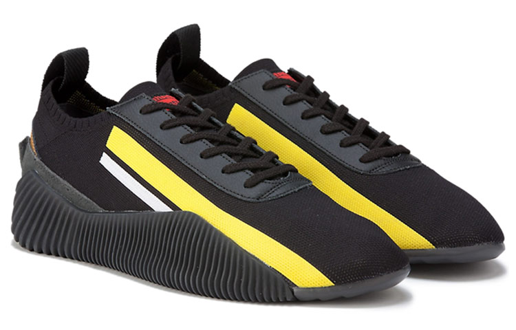 Lookbook 오니츠카 타이거 아크로마운트 니트 '블랙 옐로우' 1183B469-001