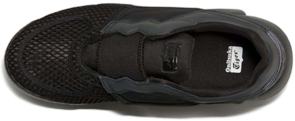 Onitsuka Tiger Admix Runner Sock ''Hitam'' 1183B307-001 Lookbook Onitsuka Tiger Admix Runner Sock ''Hitam'' 1183B307-001