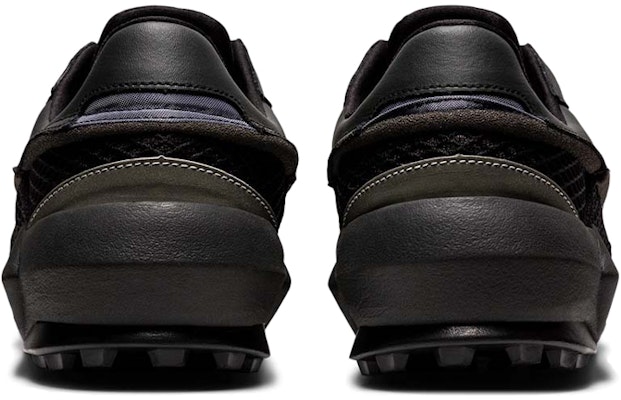 Onitsuka Tiger Admix Runner Sock ''Hitam'' 1183B307-001 Shop Onitsuka Tiger Admix Runner Sock ''Hitam'' 1183B307-001