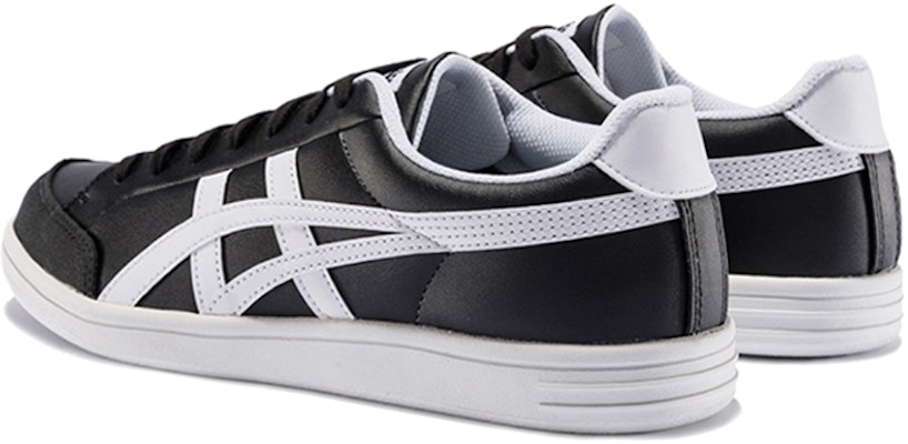 Onitsuka Tiger Advanti 'Black White' 1183A506-001 Lookbook Onitsuka Tiger Advanti 'Black White' 1183A506-001
