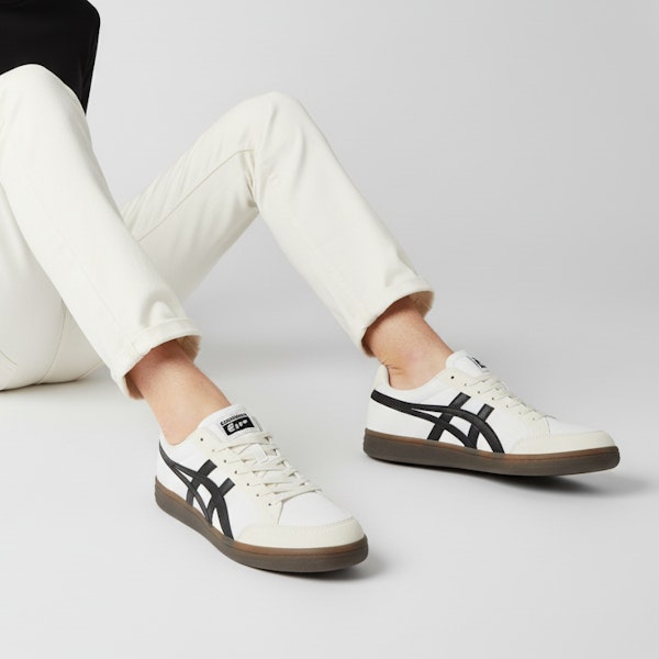 Onitsuka Tiger鬼塚虎 Advanti 復古 休閒 低筒 板鞋 男女同款 米白黑 Order Onitsuka Tiger鬼塚虎 Advanti 復古 休閒 低筒 板鞋 男女同款 米白黑