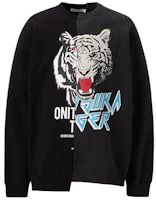 Onitsuka Tiger Animal Print Colorblock Crewneck Sweatshirt Unisex Black/Grey. 2183B054-001 Onitsuka Tiger Animal Print Colorblock Crewneck Sweatshirt Unisex Black/Grey. 2183B054-001