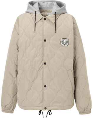 Onitsuka Tiger Jaket Beige Quilted dengan Desain Badge dan Kancing Single-Breast 2181A844-200 Buy Onitsuka Tiger Jaket Beige Quilted dengan Desain Badge dan Kancing Single-Breast 2181A844-200